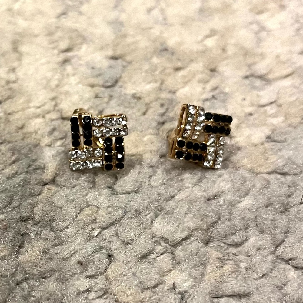 Elegant Stud Zircon Earrings